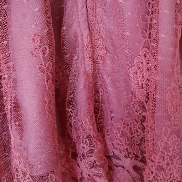 Rue 21 Lace Tank - Picture 4 of 4